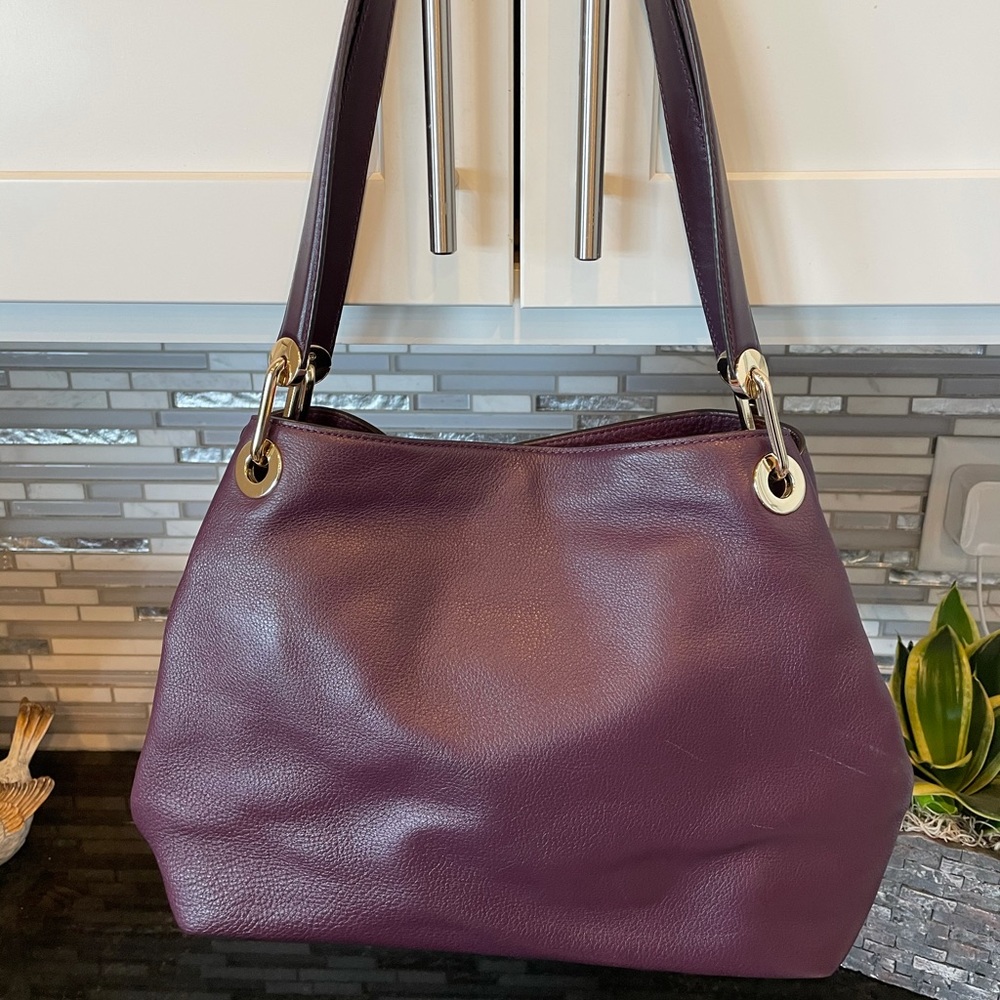 Michael Kors Leather Shoulder Bag in Burgundy with Gold Hardware - Picture 2 of 10
